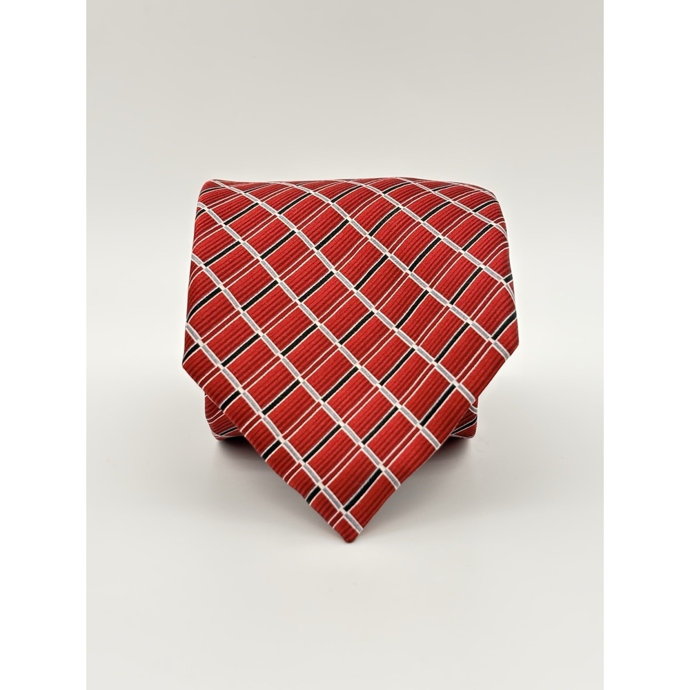 Perry Ellis Portfolio Red Necktie With Square Diamond Pattern